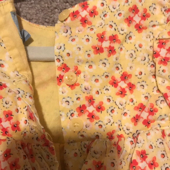 Baby Gap Yellow Sundress - Picture 3 of 4